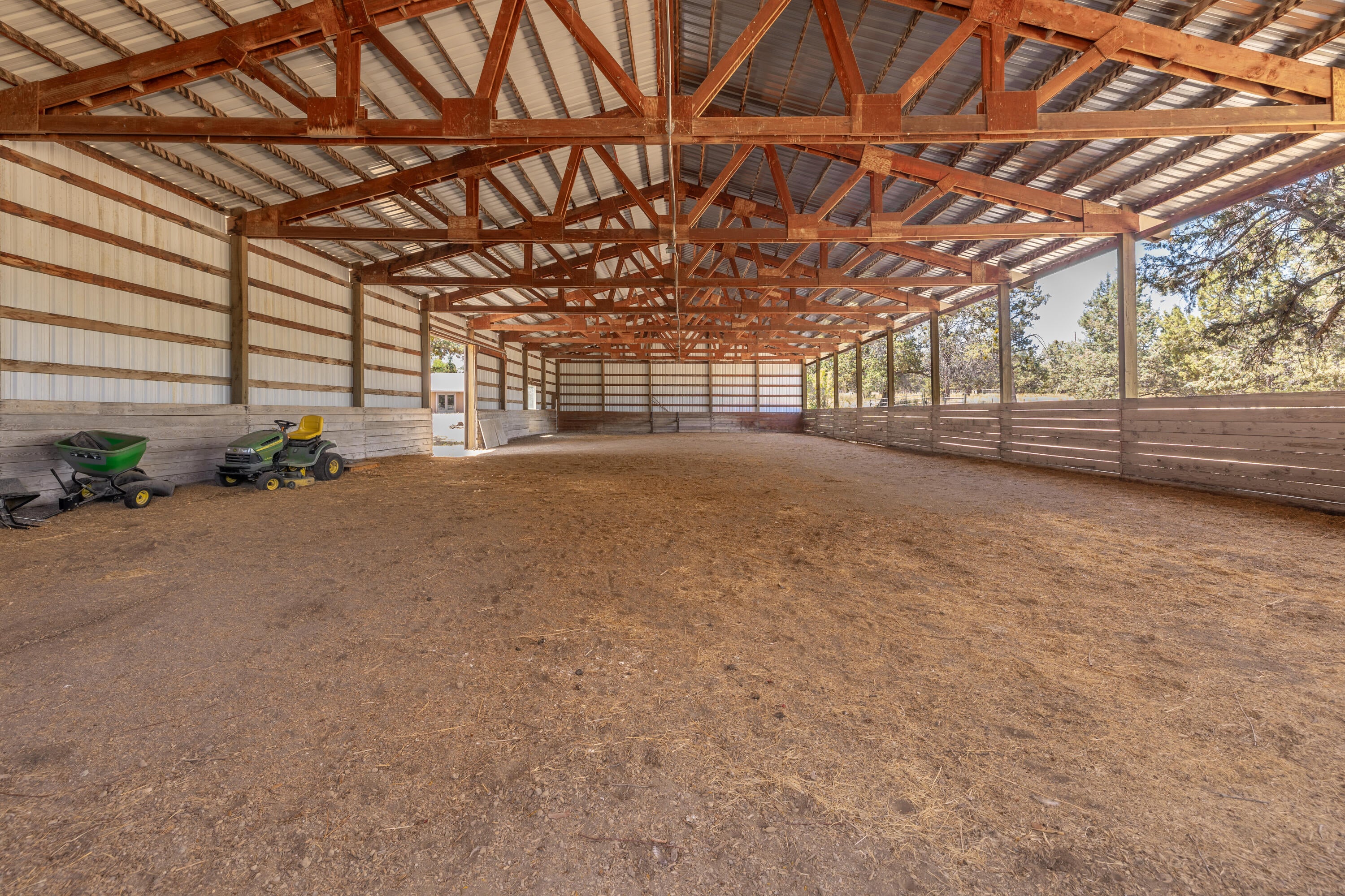 18460 Couch Market Road Bend, OR 97703 - Photo 37 of 51 RileyVisuals-10