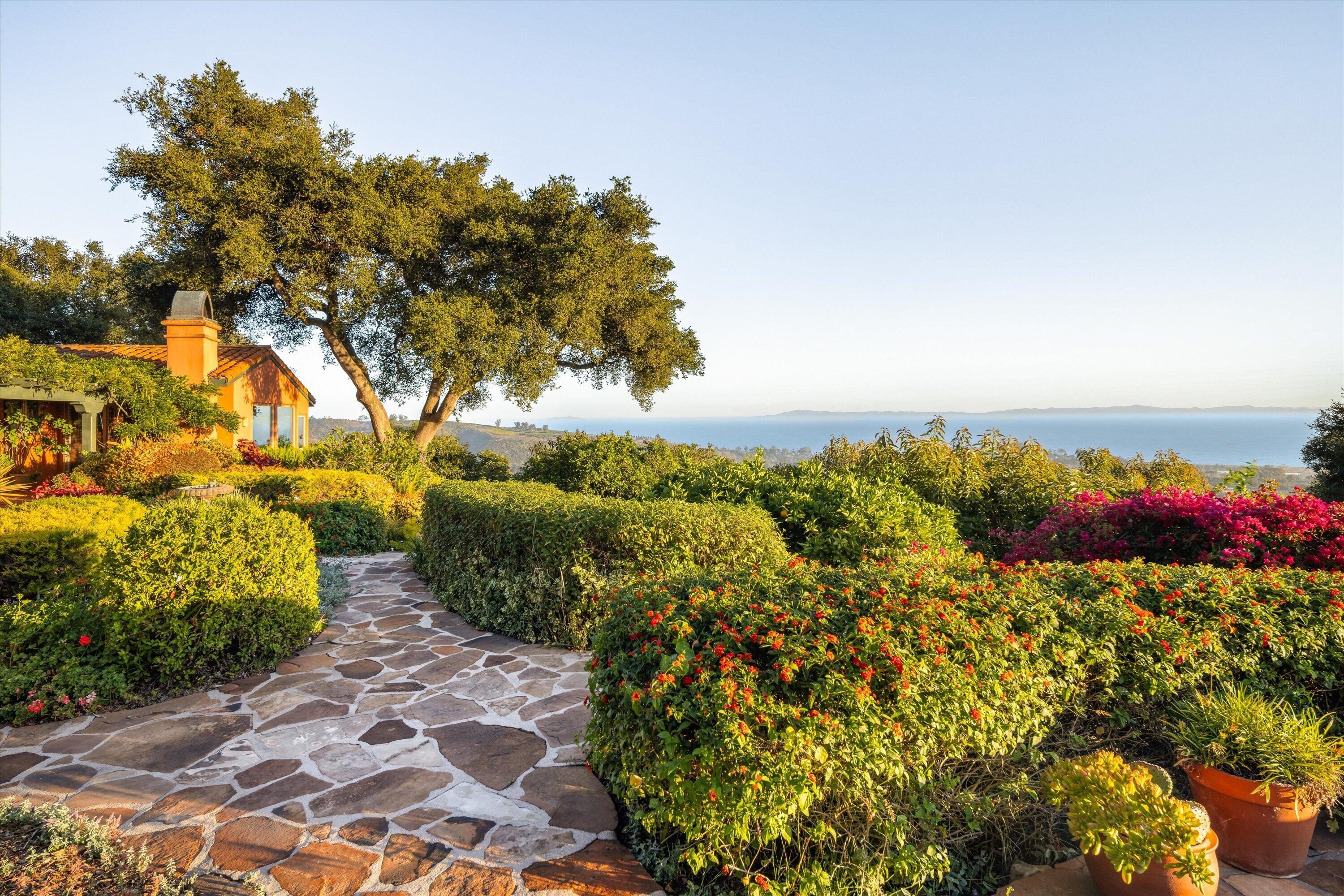 7357 Shepard Mesa Road Carpinteria, CA 93013 - Photo 29 of 45 42-7357 Shepard Mesa Rd Day 1-31