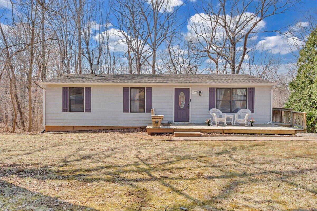 1127 Coolbrook Road Bedford, VA 24523 - Photo 3 of 29 01-MIB02811