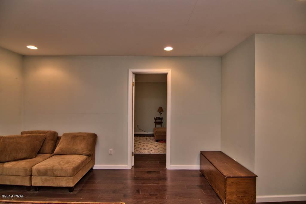 2025 Roamingwood Road Lake Ariel, PA 18436 - Photo 63 of 86