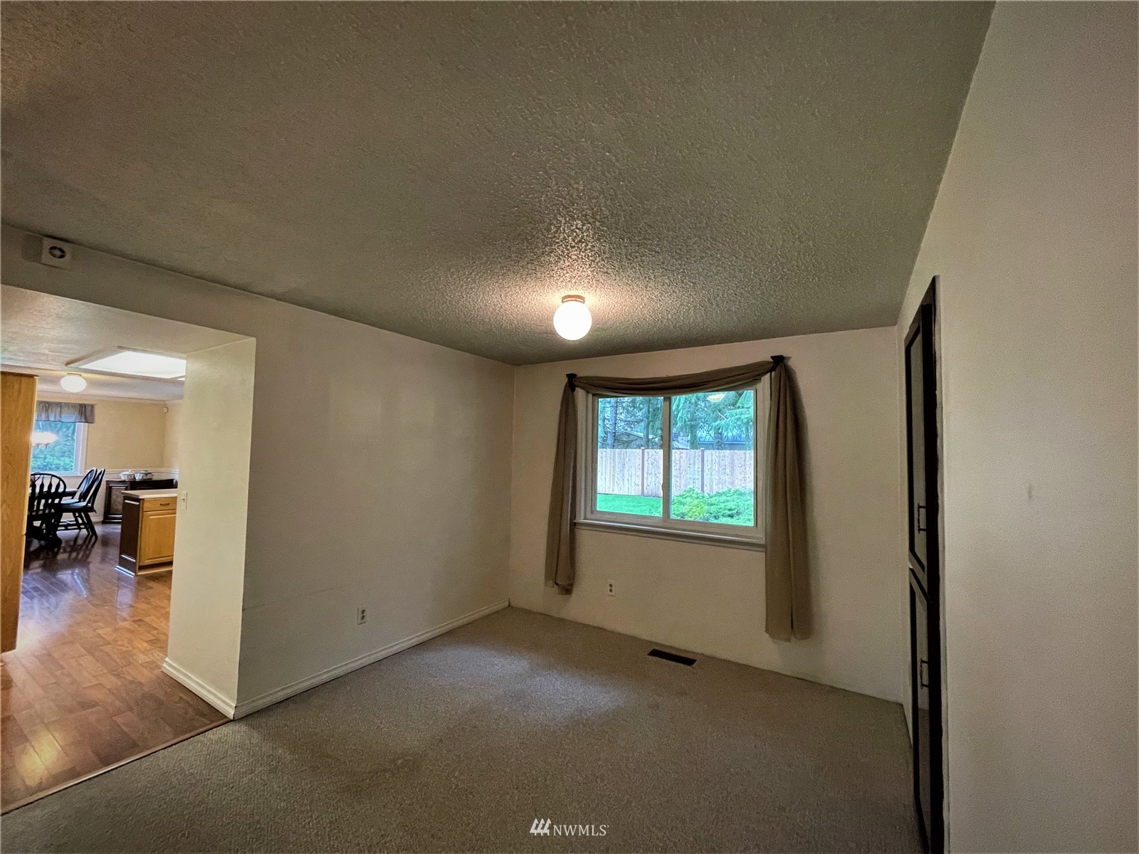 14380 Starr Road Southeast Olalla, WA 98359 - Photo 7 of 27 Gallery Image 7