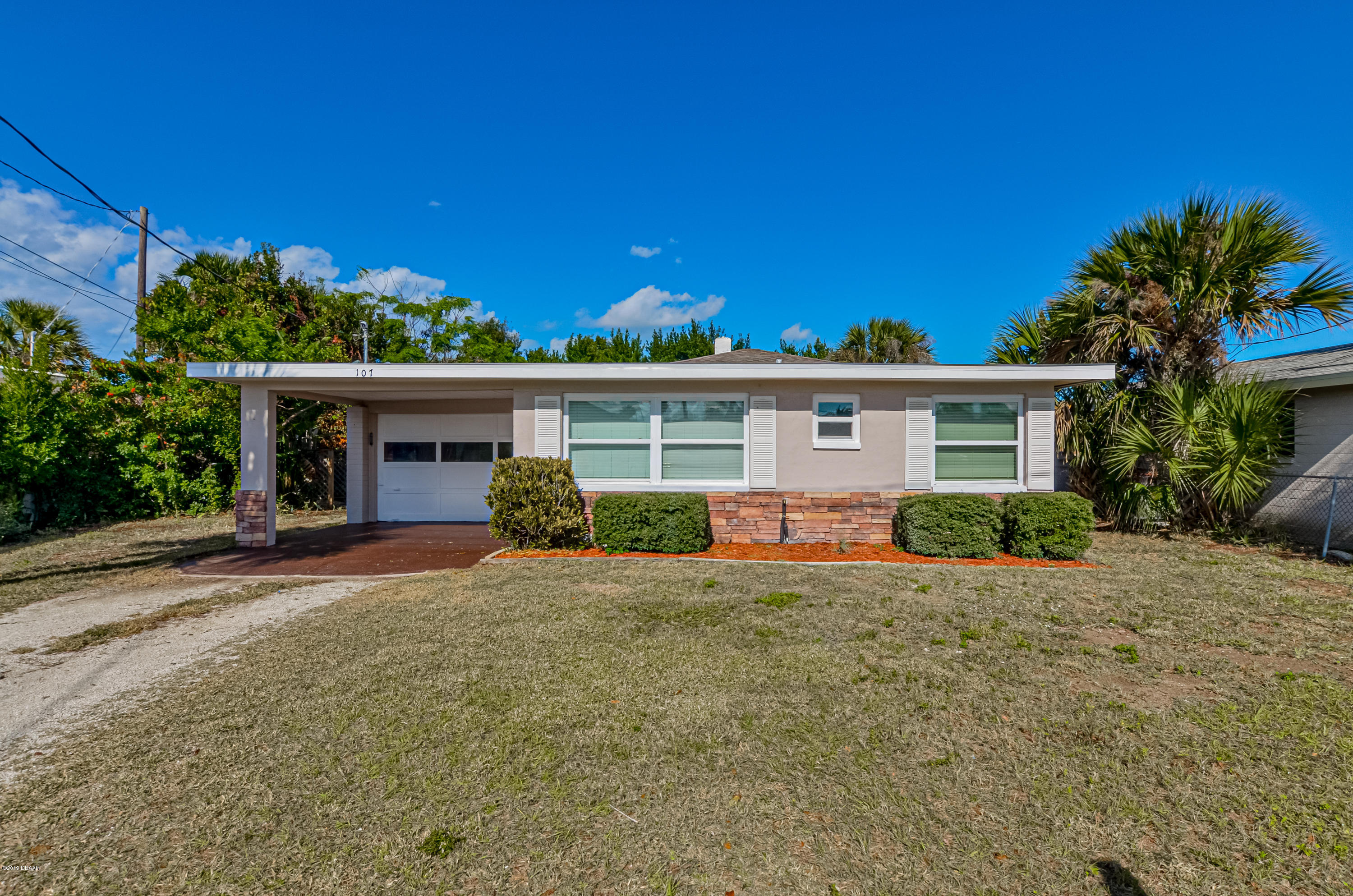 107 Milton Road Daytona Beach, FL 32118 - Photo 1 of 83 DSC_0003