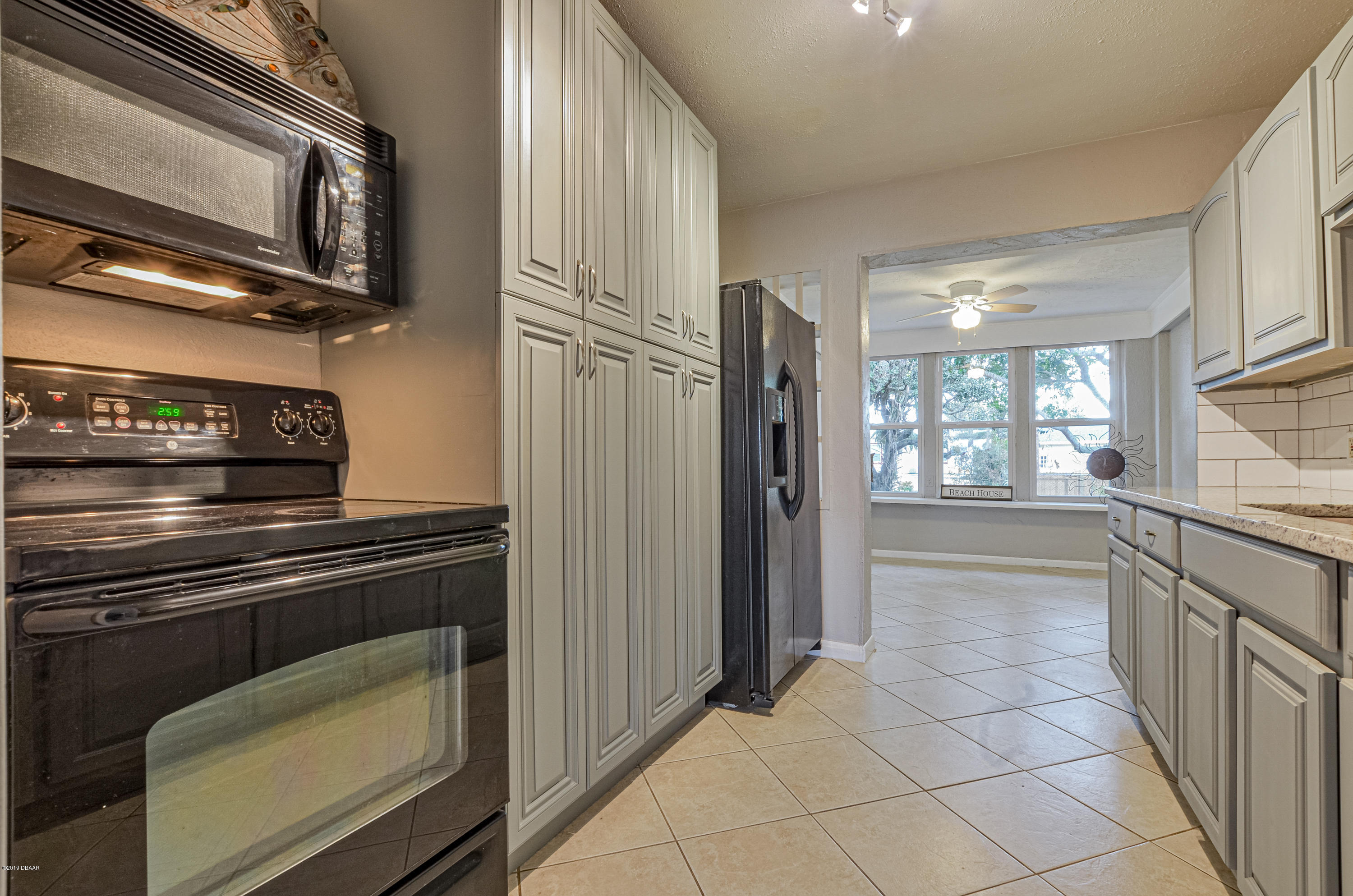 107 Milton Road Daytona Beach, FL 32118 - Photo 5 of 83 DSC_0082