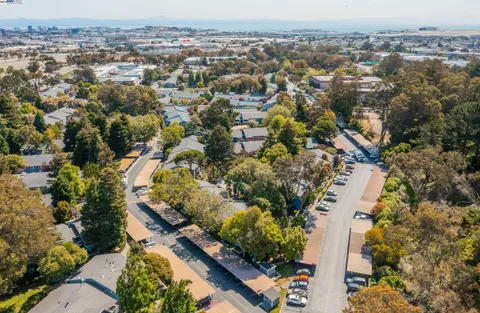 $515,000 | 408 Boardwalk Avenue, Unit 1, San Bruno, CA 94066