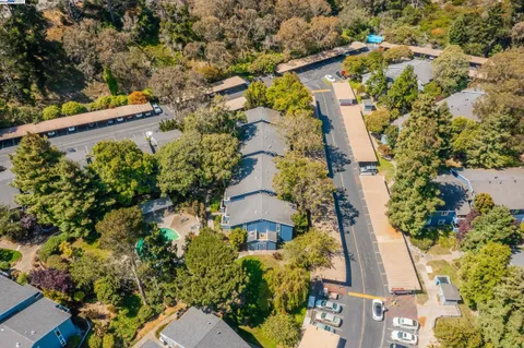 $515,000 | 408 Boardwalk Avenue, Unit 1, San Bruno, CA 94066