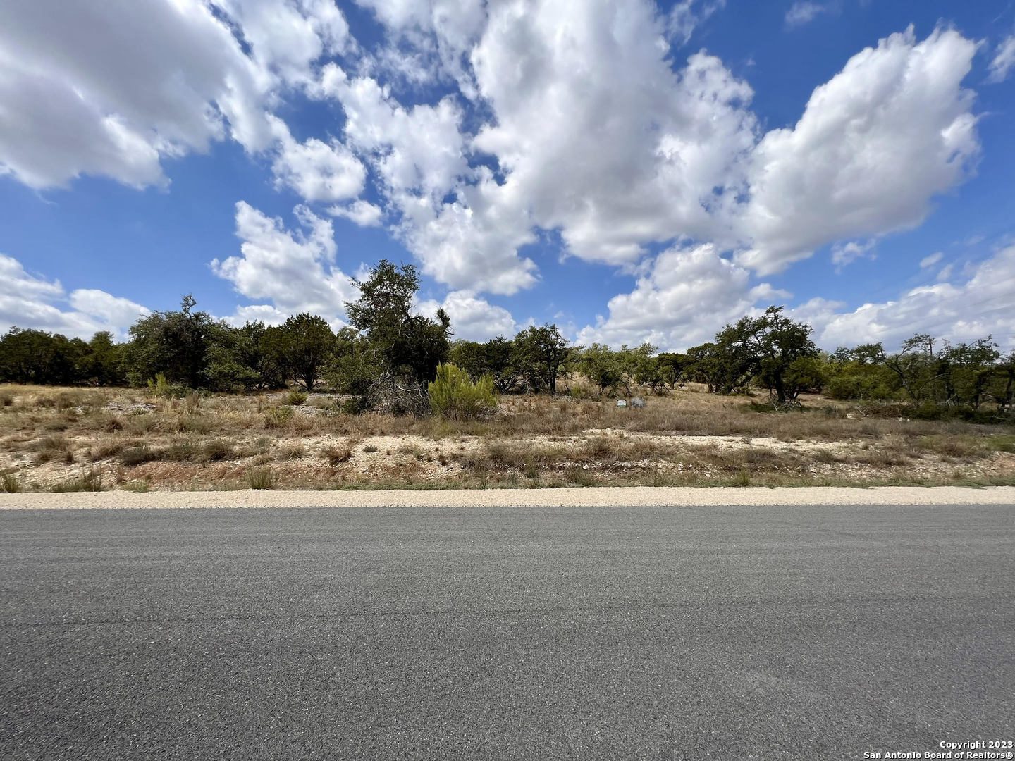 868 Bell Cyn Way Bulverde, TX 78163 - Photo 2 of 9