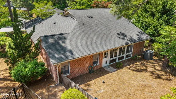 $429,000 | 420 Pinehurst Trace Drive, Pinehurst, NC 28374