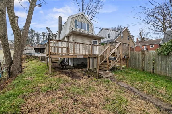 $50,000 | 2004 Woodmont Avenue, New Kensington, PA 15068