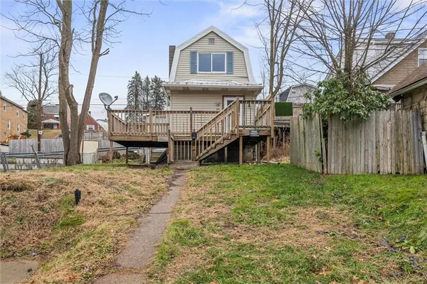 $50,000 | 2004 Woodmont Avenue, New Kensington, PA 15068