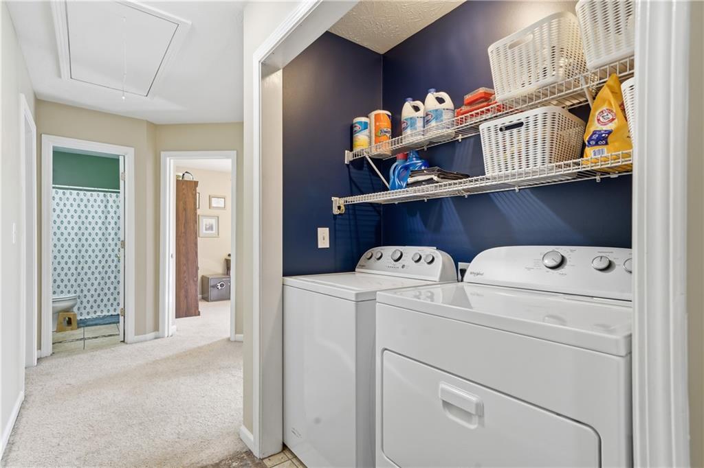 137 Orchard Way Southeast Calhoun, GA 30701 - Photo 21 of 39 a utility room with dryer and washer
