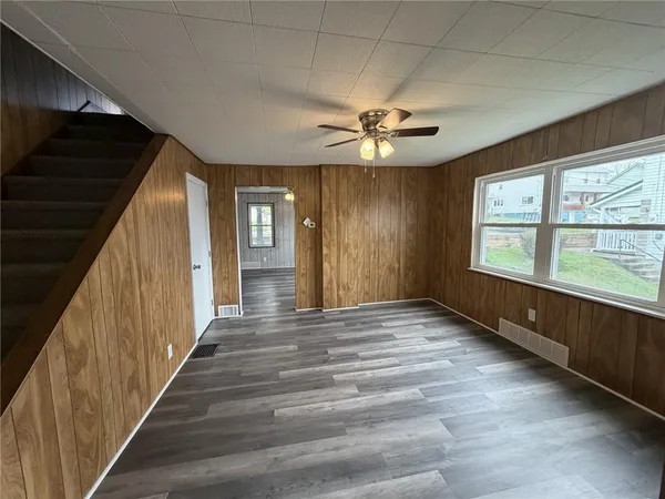 $1,100 | 1154 Eisenhower Drive, Russellton, PA 15076