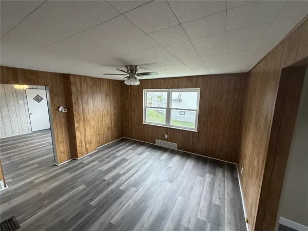 $1,100 | 1154 Eisenhower Drive, Russellton, PA 15076