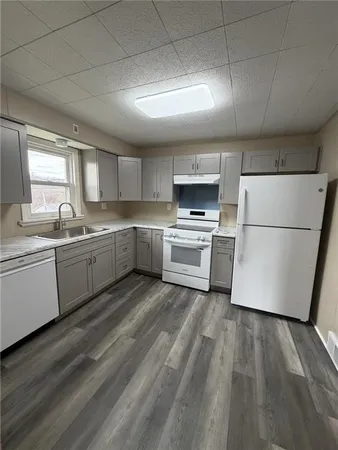 $1,100 | 1154 Eisenhower Drive, Russellton, PA 15076