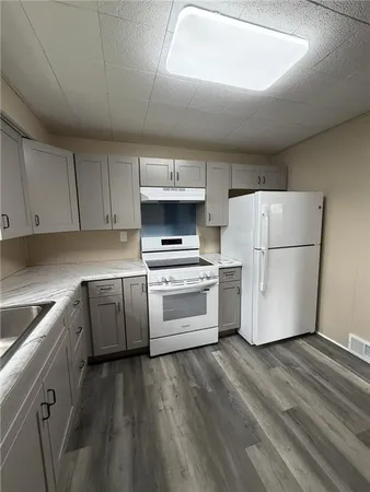 $1,100 | 1154 Eisenhower Drive, Russellton, PA 15076