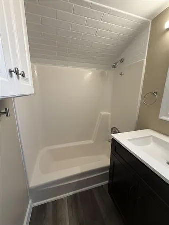 $1,100 | 1154 Eisenhower Drive, Russellton, PA 15076