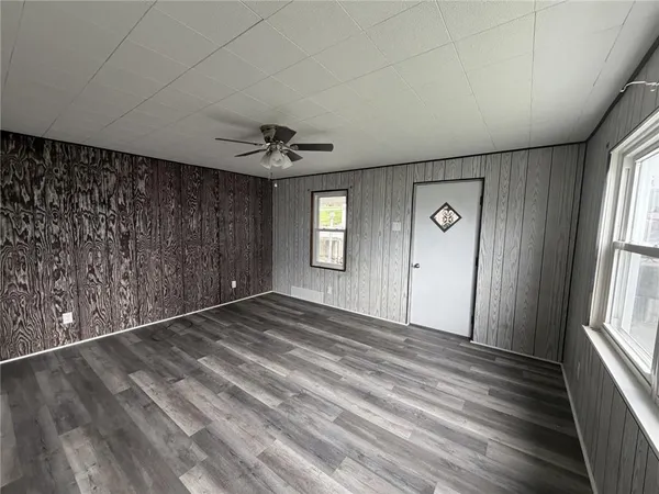 $1,100 | 1154 Eisenhower Drive, Russellton, PA 15076