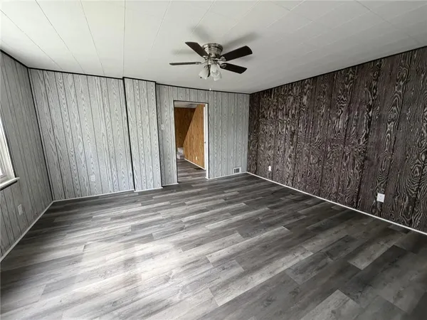 $1,100 | 1154 Eisenhower Drive, Russellton, PA 15076