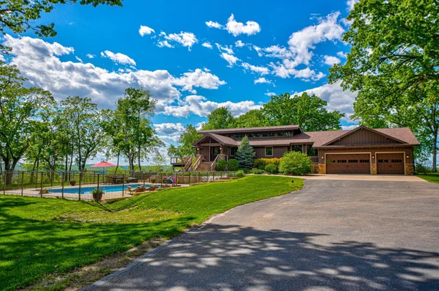 $2,500,000 | 233 River Heights Trail, Hudson, WI 54016