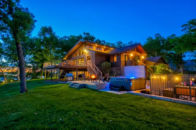 $2,500,000 | 233 River Heights Trail, Hudson, WI 54016