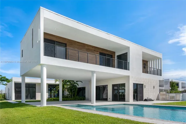 $3,100,000 | Bonaventure, Weston, FL 33326