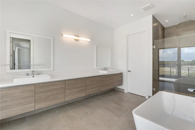 $3,100,000 | Bonaventure, Weston, FL 33326