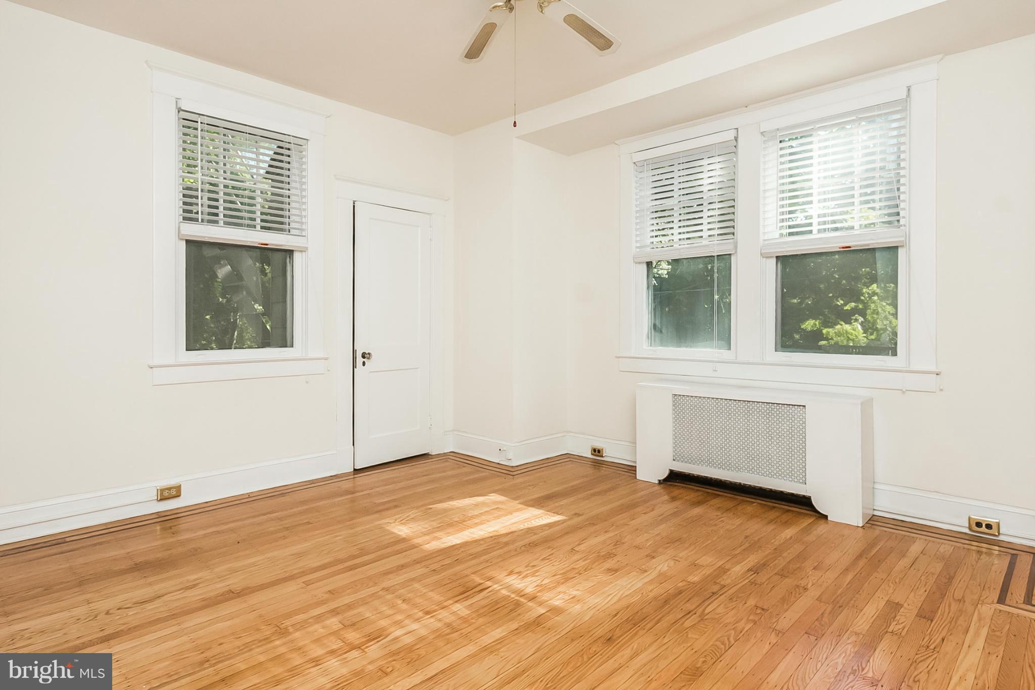 2502 Ken Oak Road Baltimore, MD 21209 - Photo 11 of 27 Bedroom