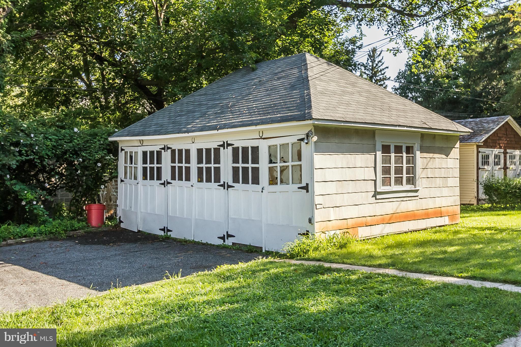 2502 Ken Oak Road Baltimore, MD 21209 - Photo 24 of 27 Exterior (Rear)