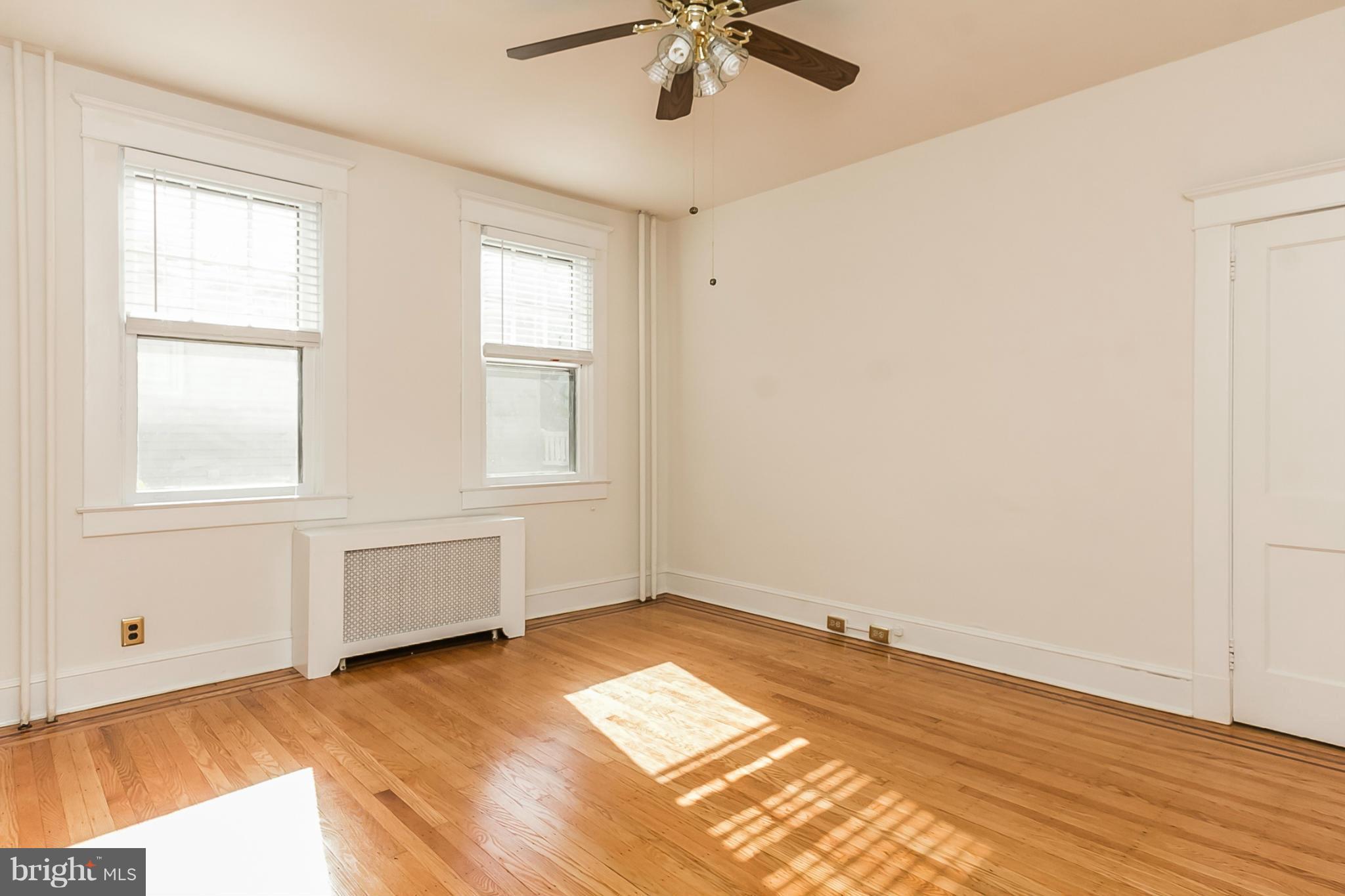 2502 Ken Oak Road Baltimore, MD 21209 - Photo 7 of 27 Bedroom