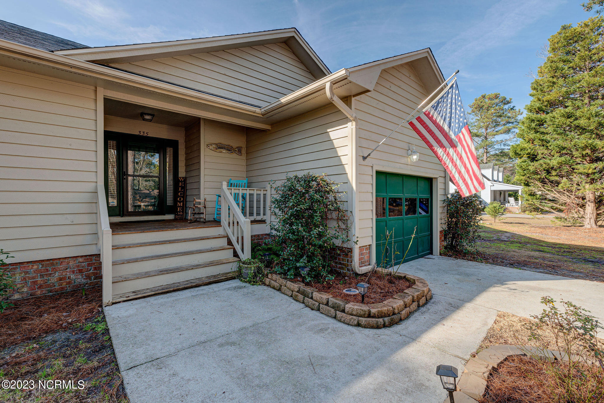 335 Hidden Valley Road Wilmington, NC 28409 - Photo 4 of 39 335HiddenValleyEdit-4