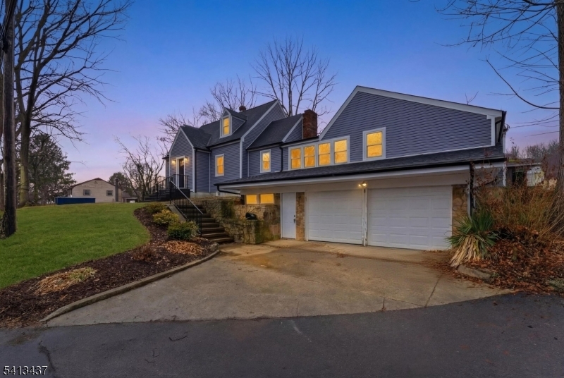 1821 Belvidere Road Phillipsburg, NJ 08865 - Photo 2 of 32