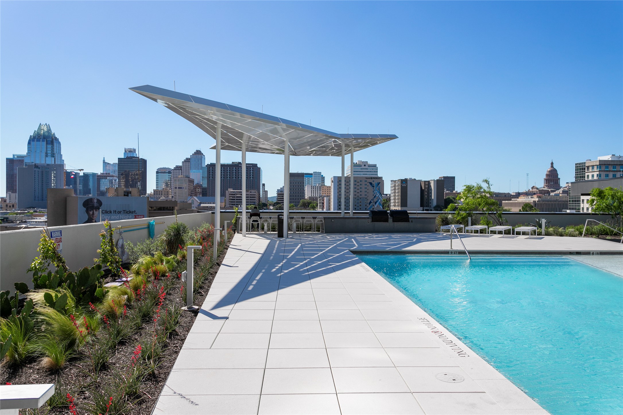 800 Embassy Drive, Unit 123 Austin, TX 78702 - Photo 17 of 39 a view of swimming pool