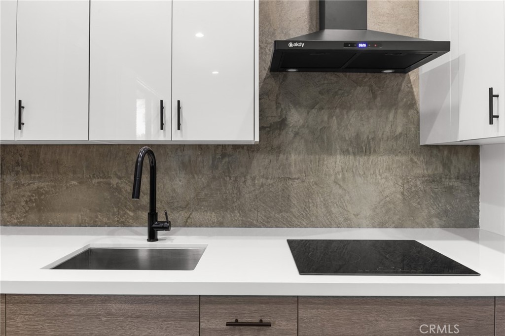 2211-1.2 Hyperion Avenue, Unit 1/2 Los Angeles, CA 90027 - Photo 7 of 15