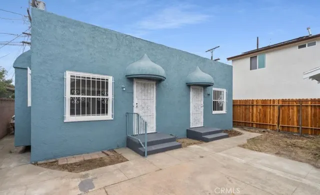 $1,350 | 456 West 59th Place, Los Angeles, CA 90003