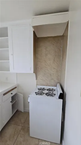 $1,350 | 456 West 59th Place, Los Angeles, CA 90003