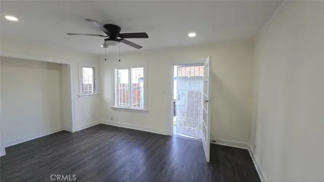 $1,350 | 456 West 59th Place, Los Angeles, CA 90003