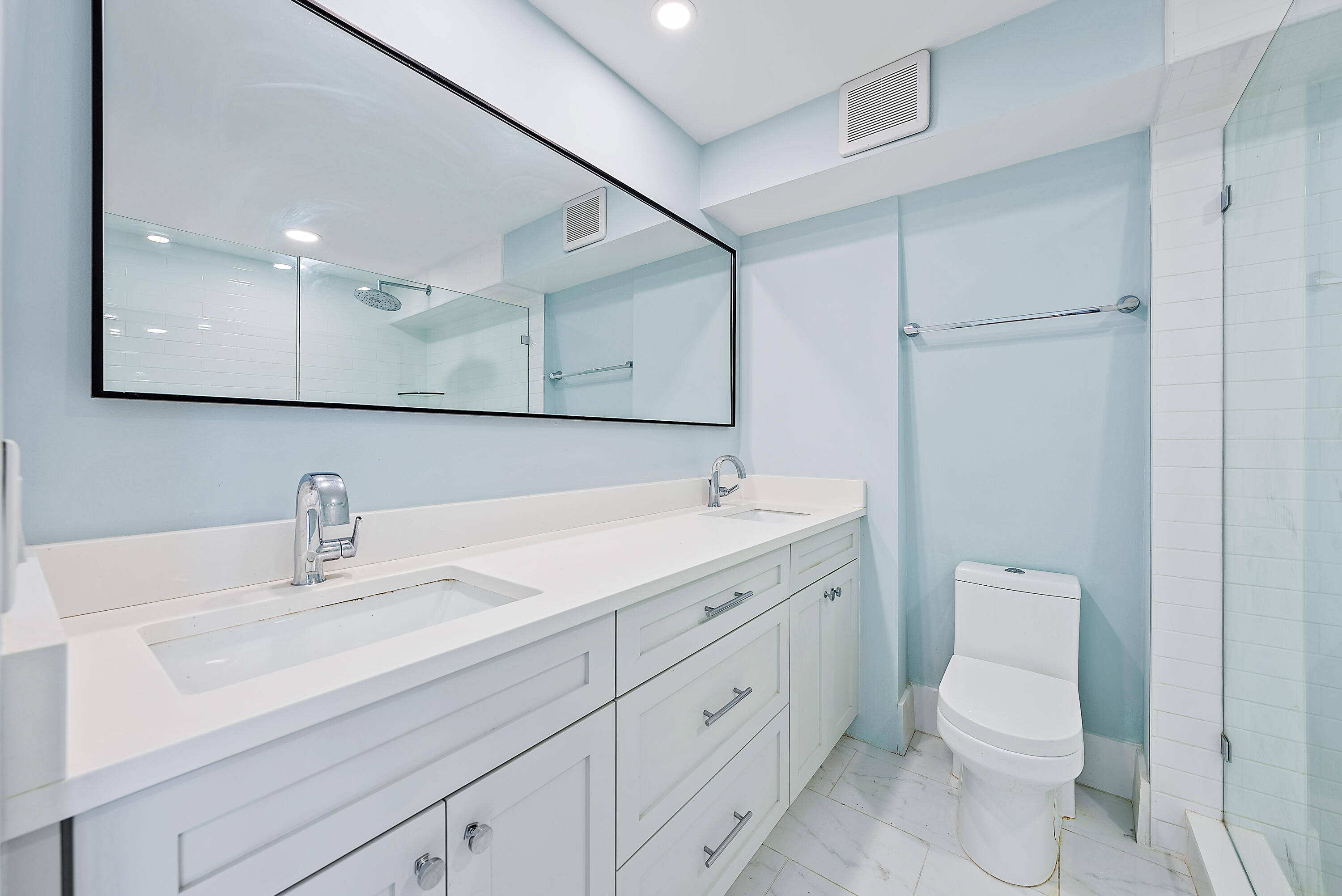 3900 County Line Road, Unit 22D Tequesta, FL 33469 - Photo 13 of 28 3900 SE County Line Rd Unit 22D -12