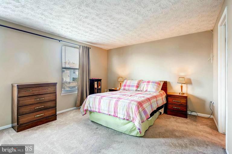 10 Hyacinth Road Baltimore, MD 21234 - Photo 17 of 27 Bath (Master)