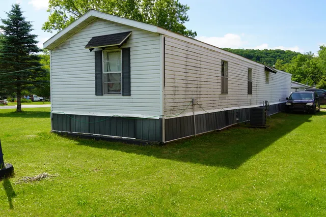 $95,000 | 243 South State Street, La Farge, WI 54639