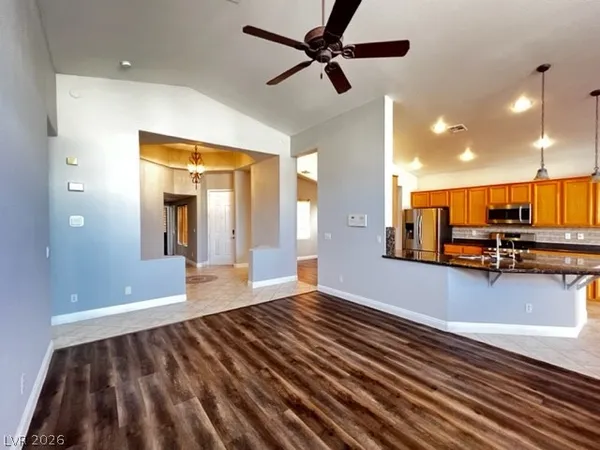 $2,434 | 8268 Orange Vale Avenue, Las Vegas, NV 89131