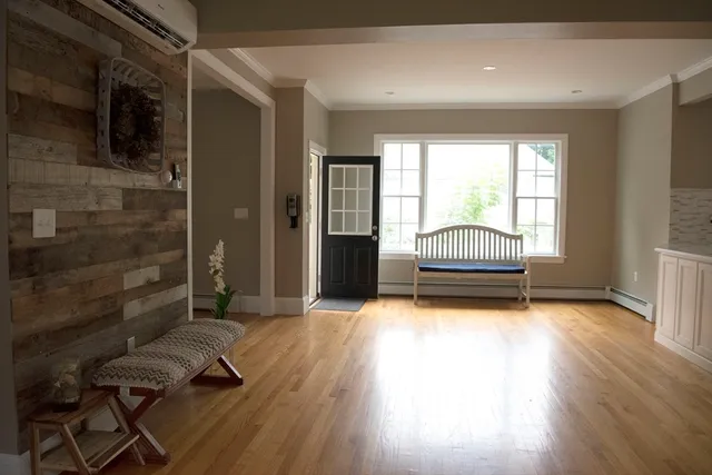 $3,400 | 134 Methuen Street, Unit 1, Lowell, MA 01850