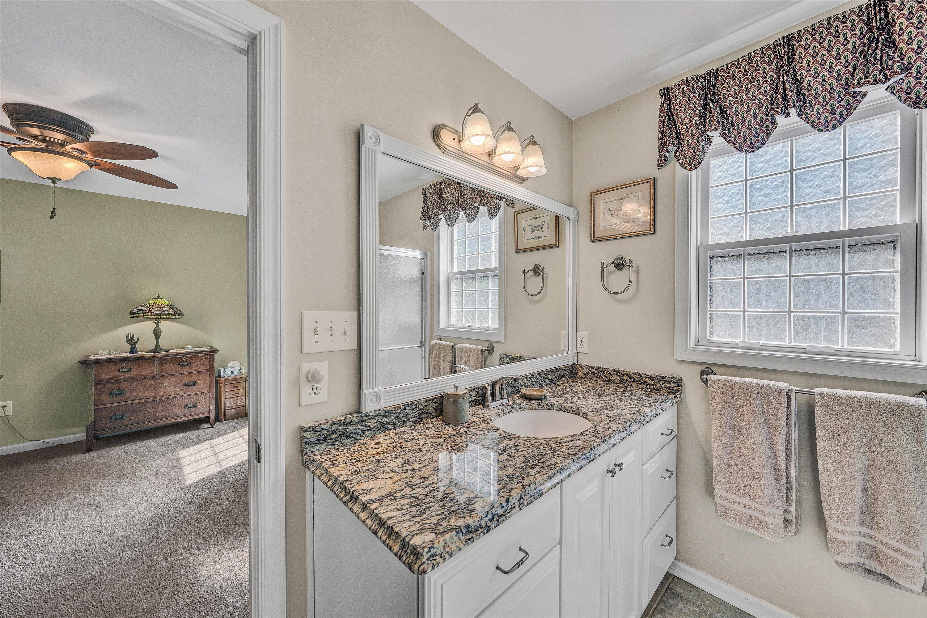 20 Rte 1372 Moneta, VA 24121 - Photo 32 of 73 30-DSC00229