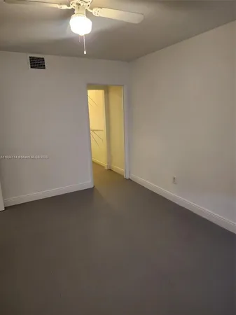 a view of utility room