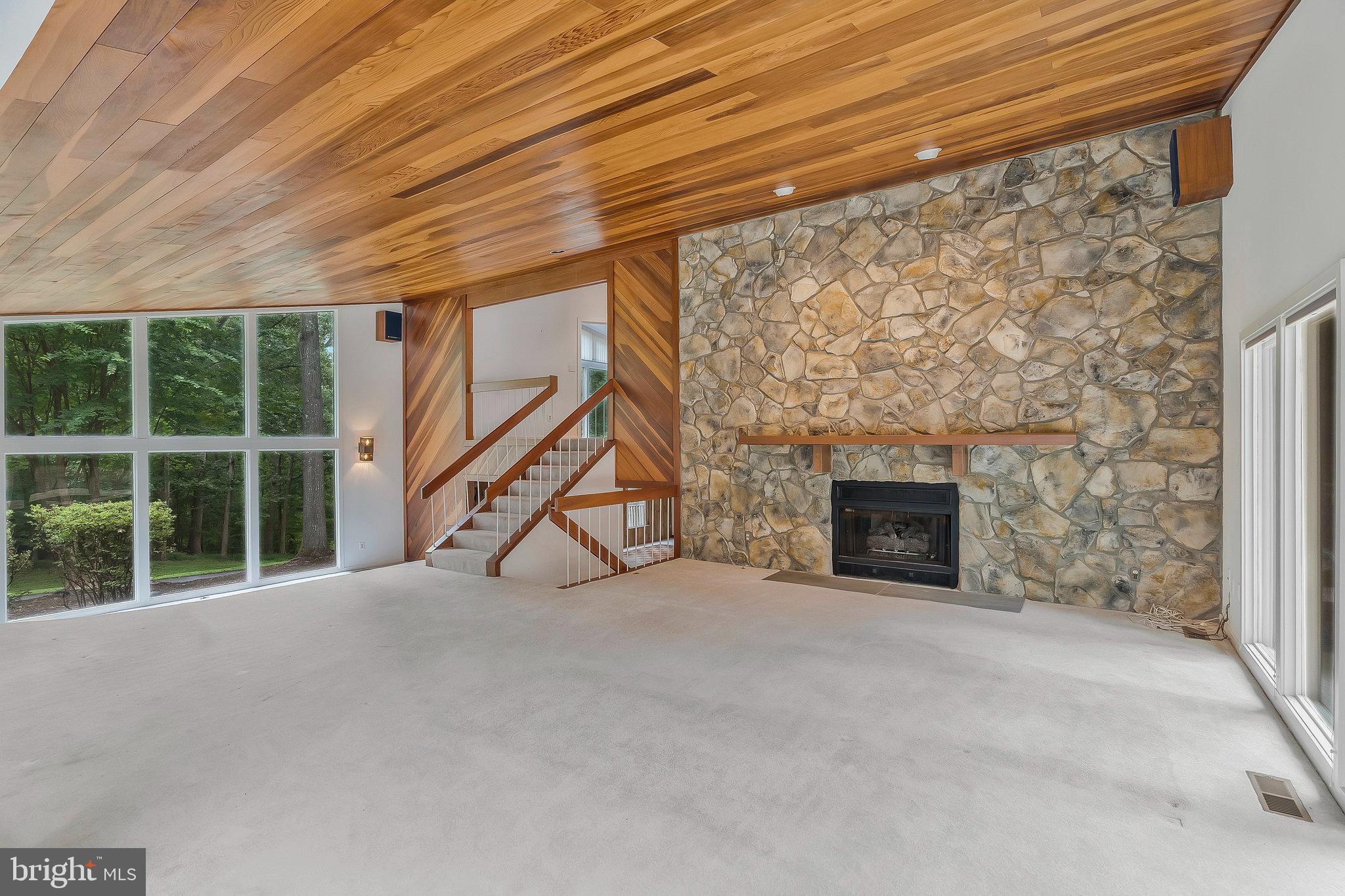 2323 Sawdust Road Vienna, VA 22181 - Photo 4 of 12 Gallery Image 4
