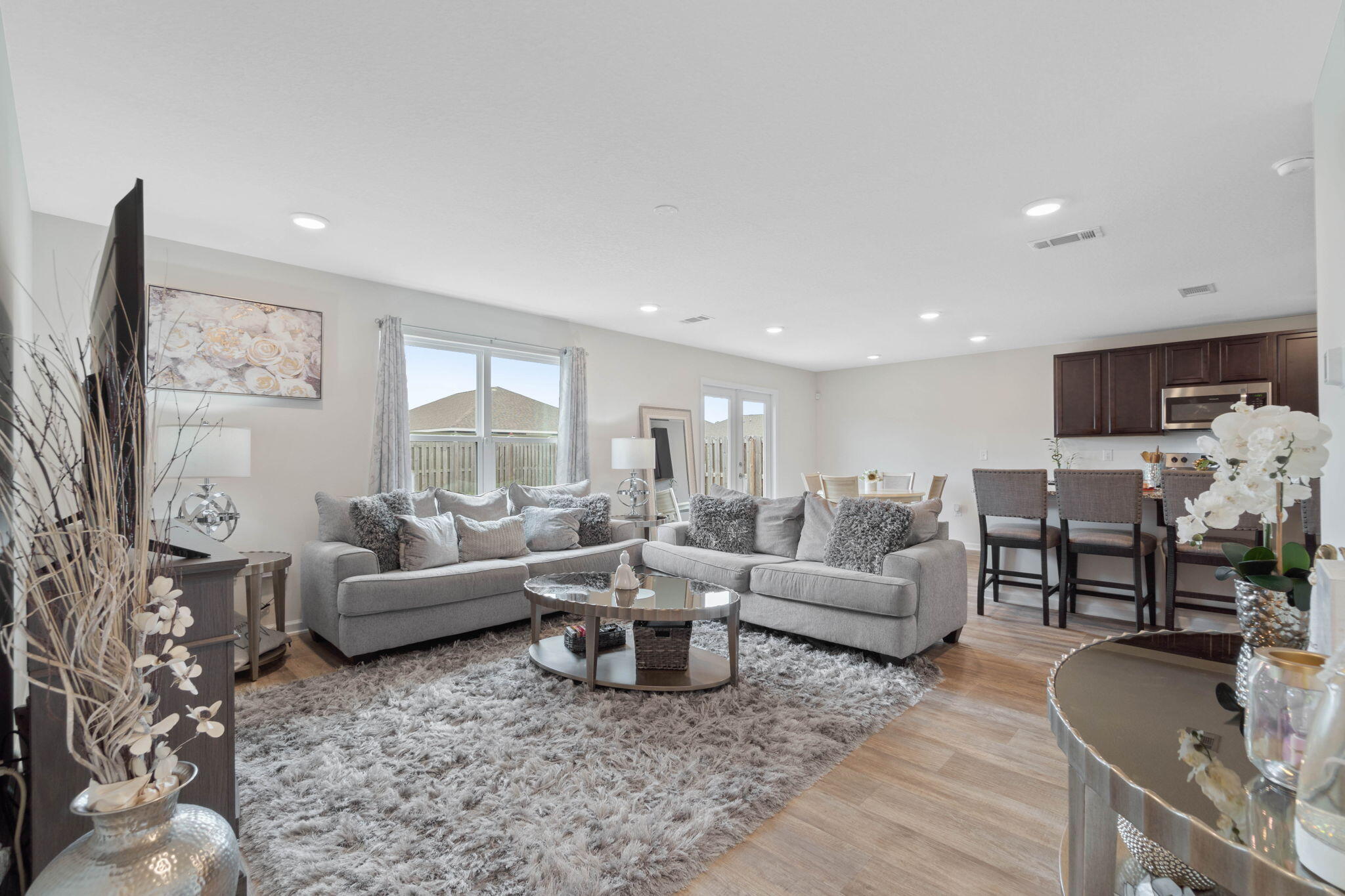 949 Merganser Way Crestview, FL 32539 - Photo 6 of 25 LIVING ROOM
