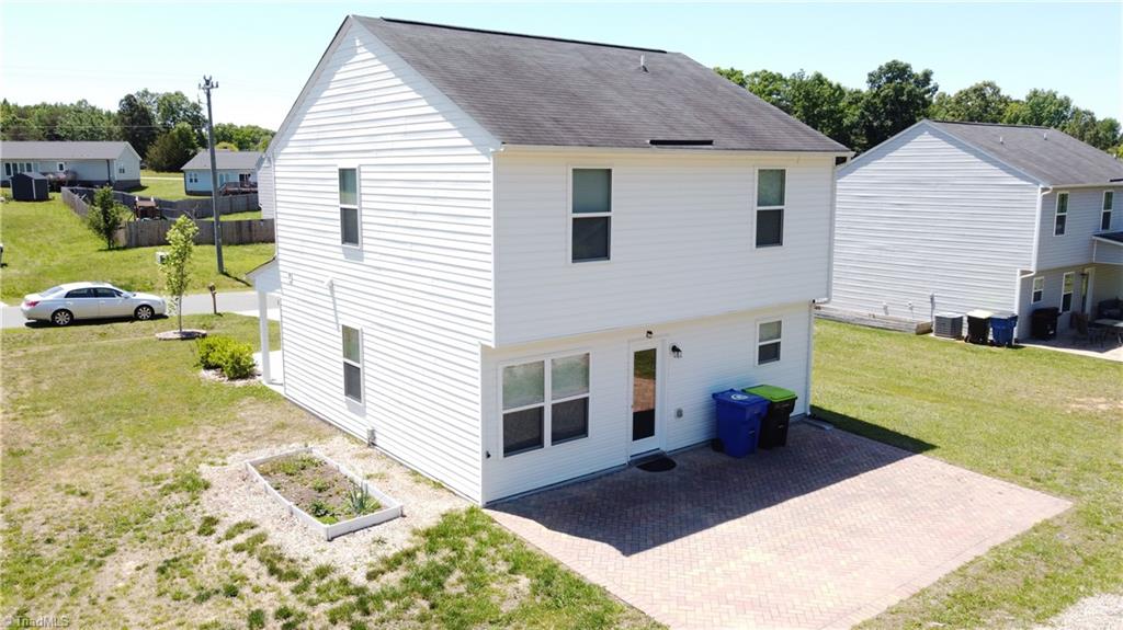 2136 West Simpson Road Burlington, NC 27217 - Photo 4 of 6 Gallery Image 4