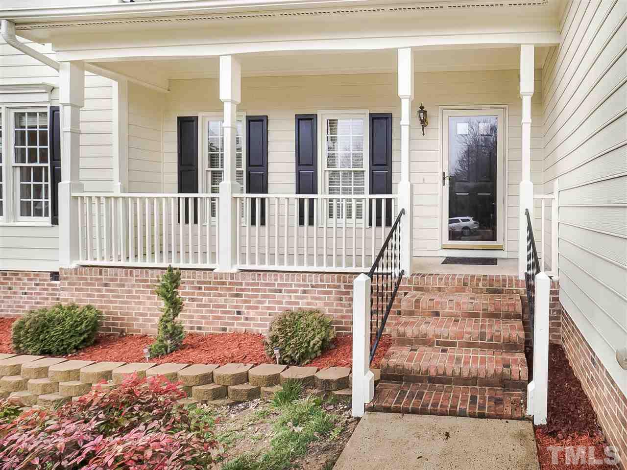 5305 Littrell Circle Raleigh, NC 27613 - Photo 3 of 25