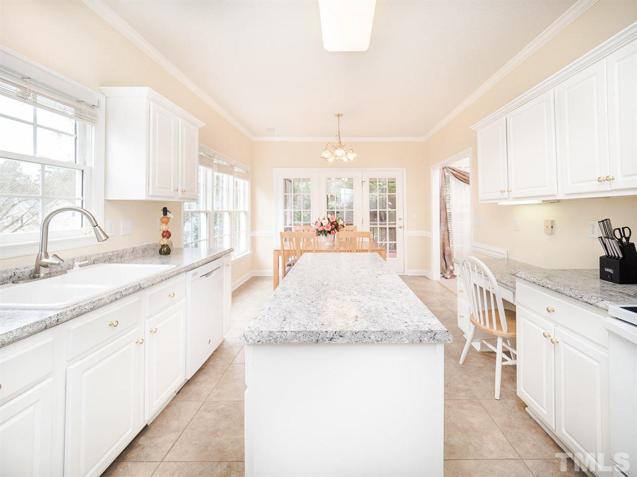 5305 Littrell Circle Raleigh, NC 27613 - Photo 7 of 25