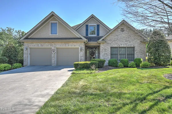 $875,000 | 1139 Waterbrooke Lane, Johnson City, TN 37604