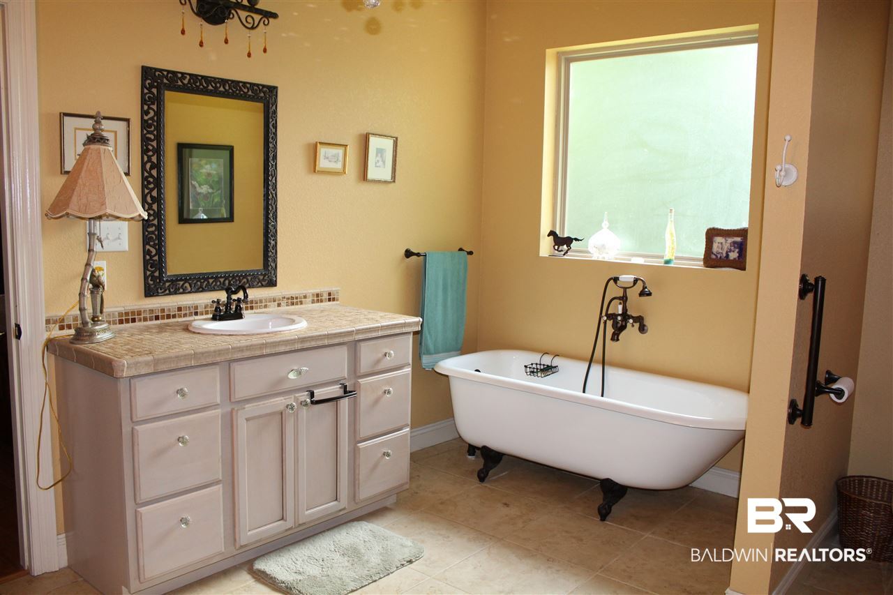 9051 Hammock Road Elberta, AL 36530 - Photo 8 of 32 Master Bath View 1