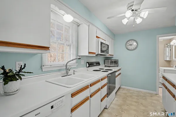 $565,000 | 76-1 River Street West, Old Saybrook, CT 06475